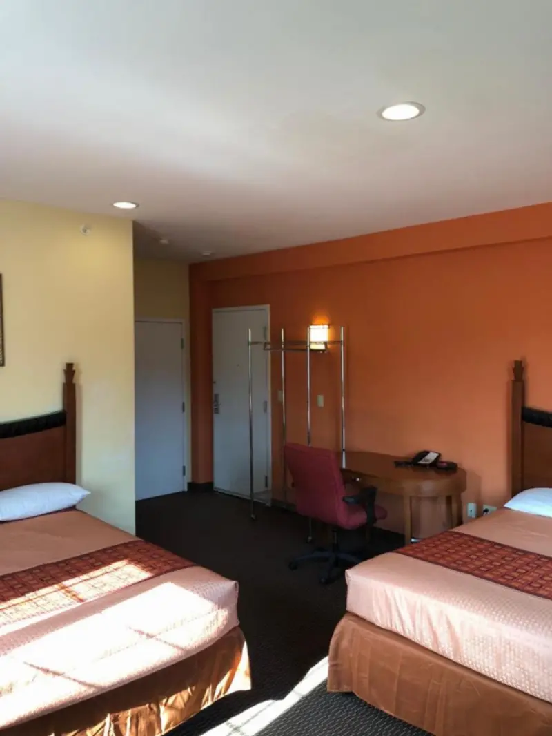 Double Room with Two Double Beds - Non-Smoking